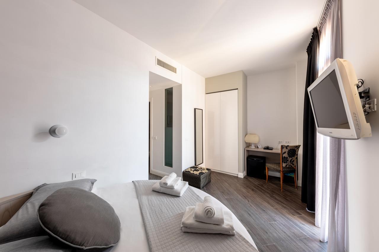 Blue Inn Luxury Suites Rom Eksteriør billede