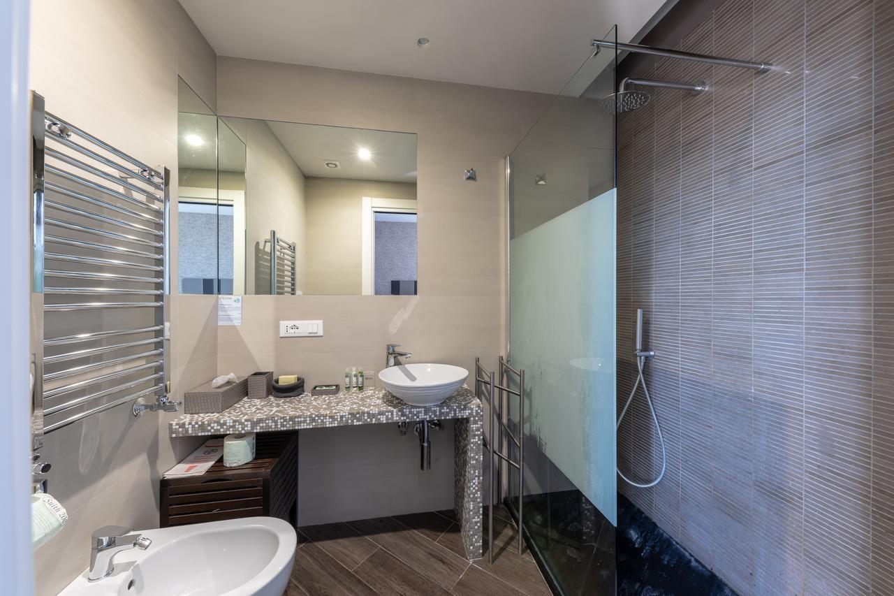 Blue Inn Luxury Suites Rom Eksteriør billede