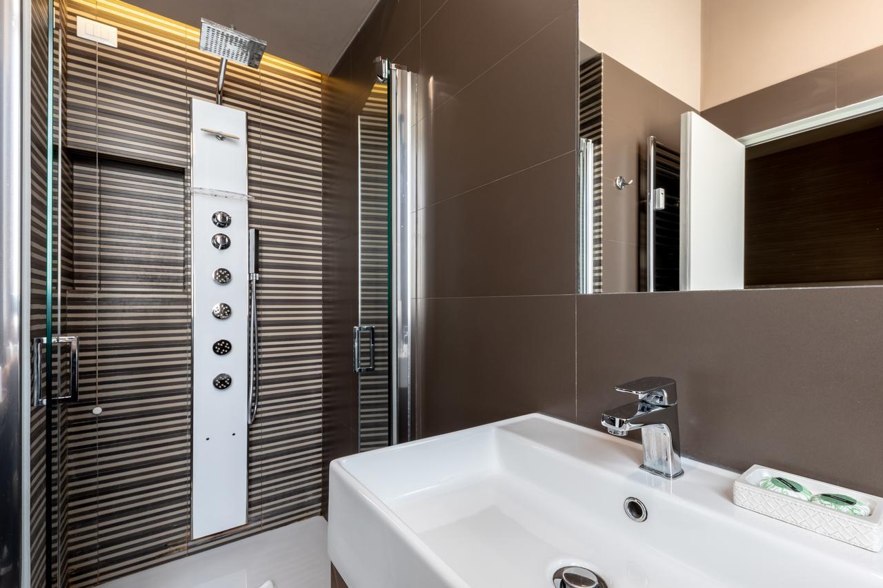 Blue Inn Luxury Suites Rom Eksteriør billede